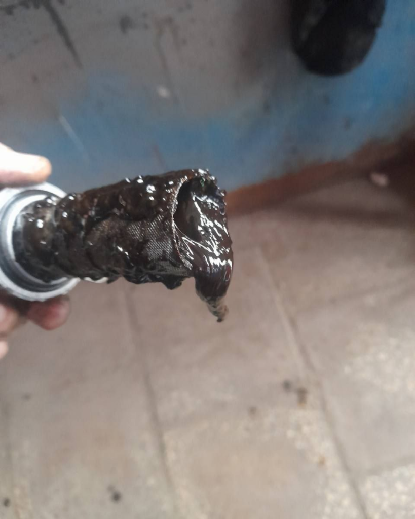 Що насправді накопичується в паливних баках